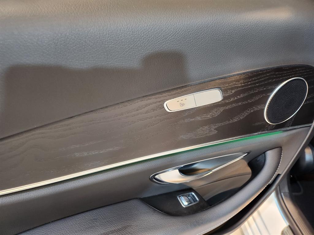 Mercedes Benz E class - Vista 6