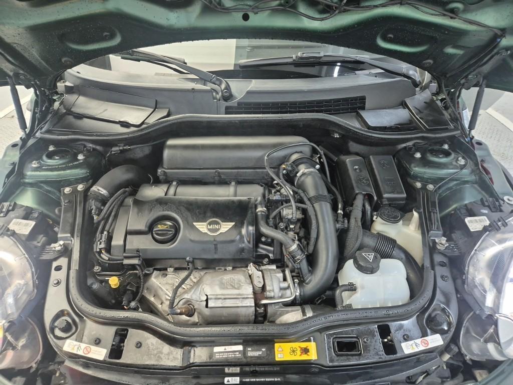 Mini Cooper Convertible - Vista 5