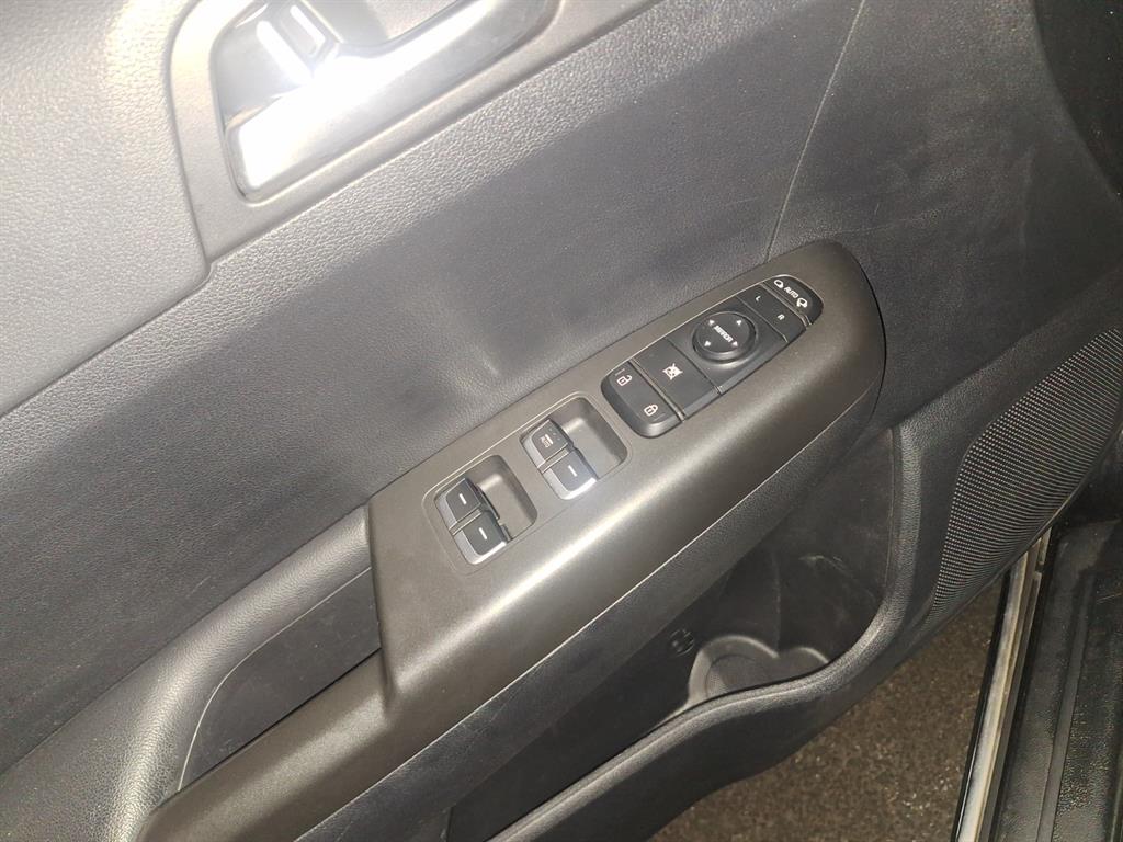 KIA Sportage 2016 Negro - Importación desde Corea - HF Imports Iquique - Foto 13