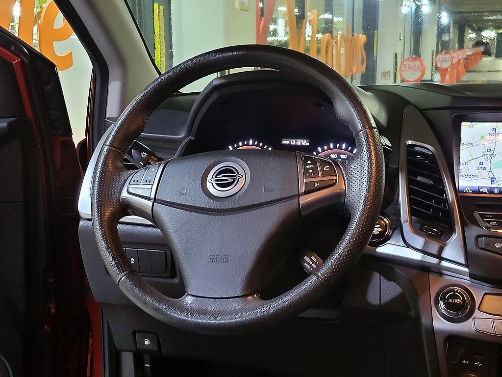 Ssangyong Korando - Vista 9