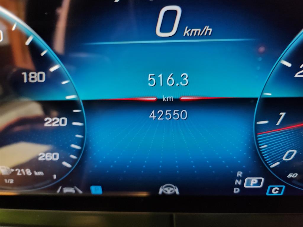 Mercedes Benz E class - Vista 12