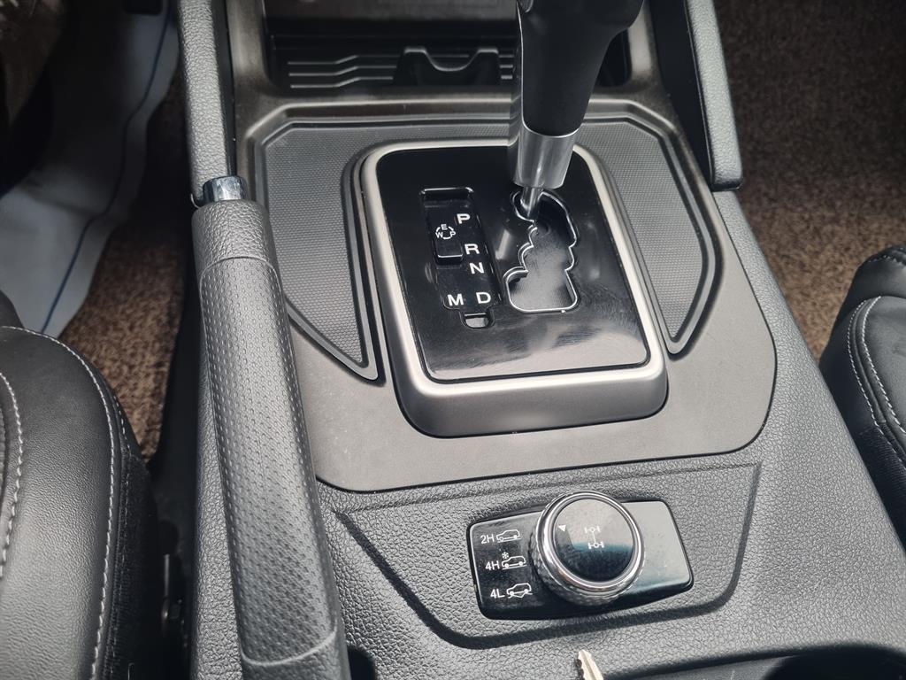 Ssangyong Rexton 2019 Gris - Importación desde Corea - HF Imports Iquique - Foto 16