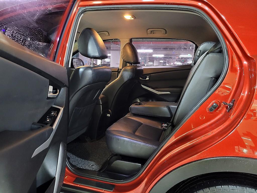 Ssangyong Korando - Vista 8