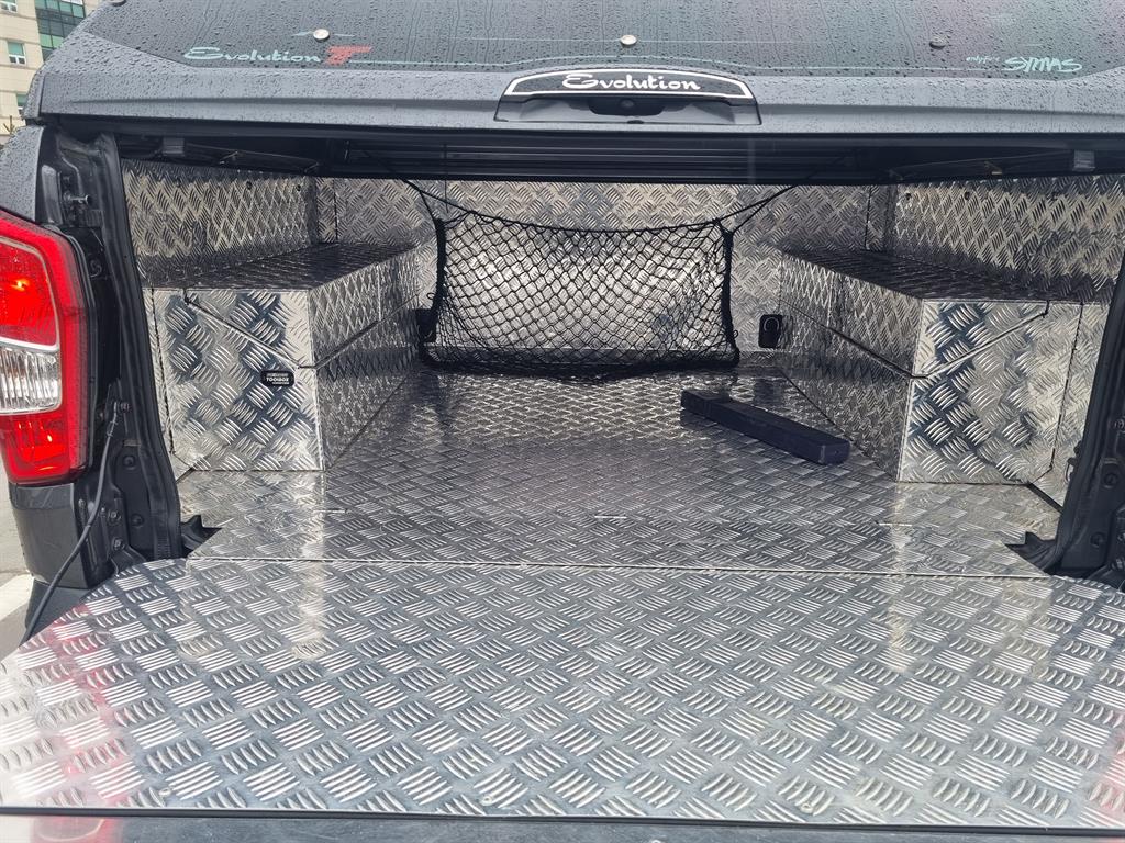 Ssangyong Rexton 2019 Gris - Importación desde Corea - HF Imports Iquique - Foto 18