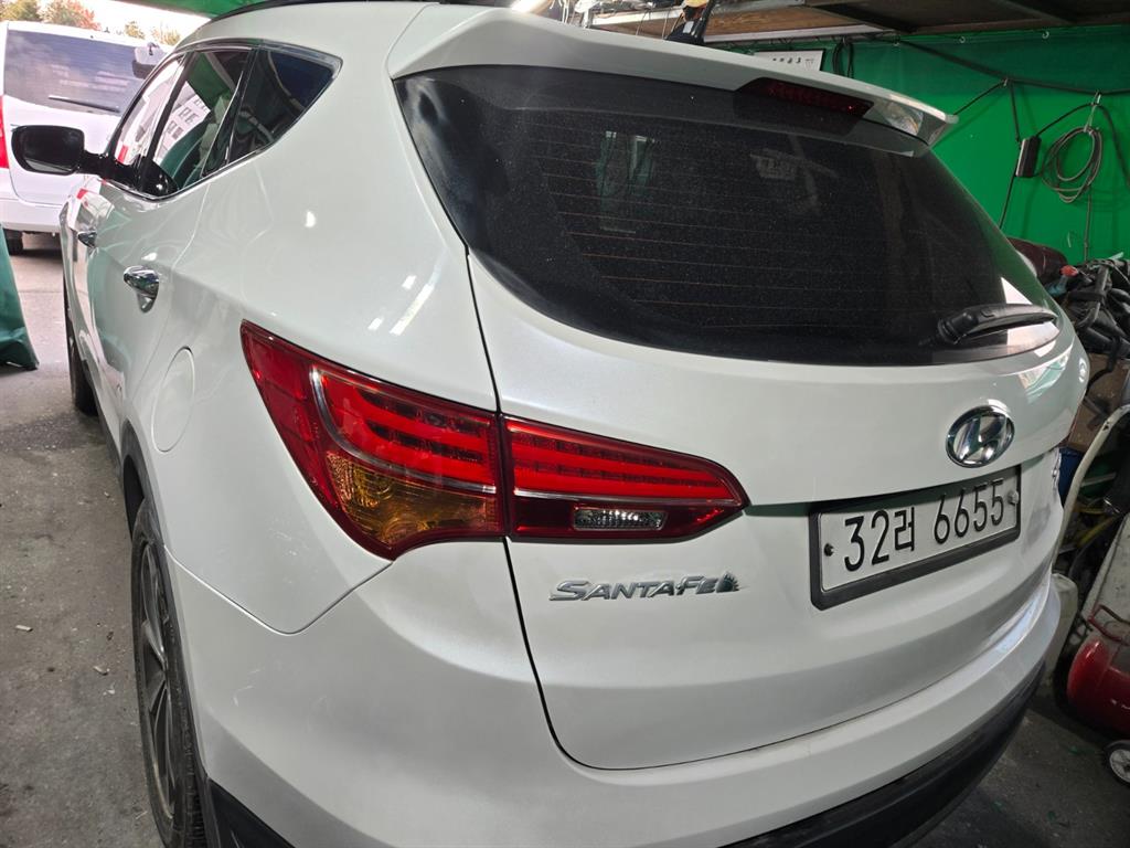 HYUNDAI Santa Fe - Vista 4