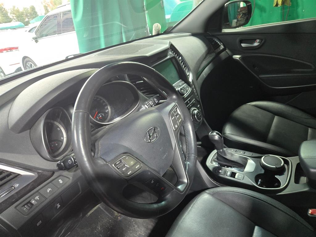 HYUNDAI Santa Fe - Vista 5