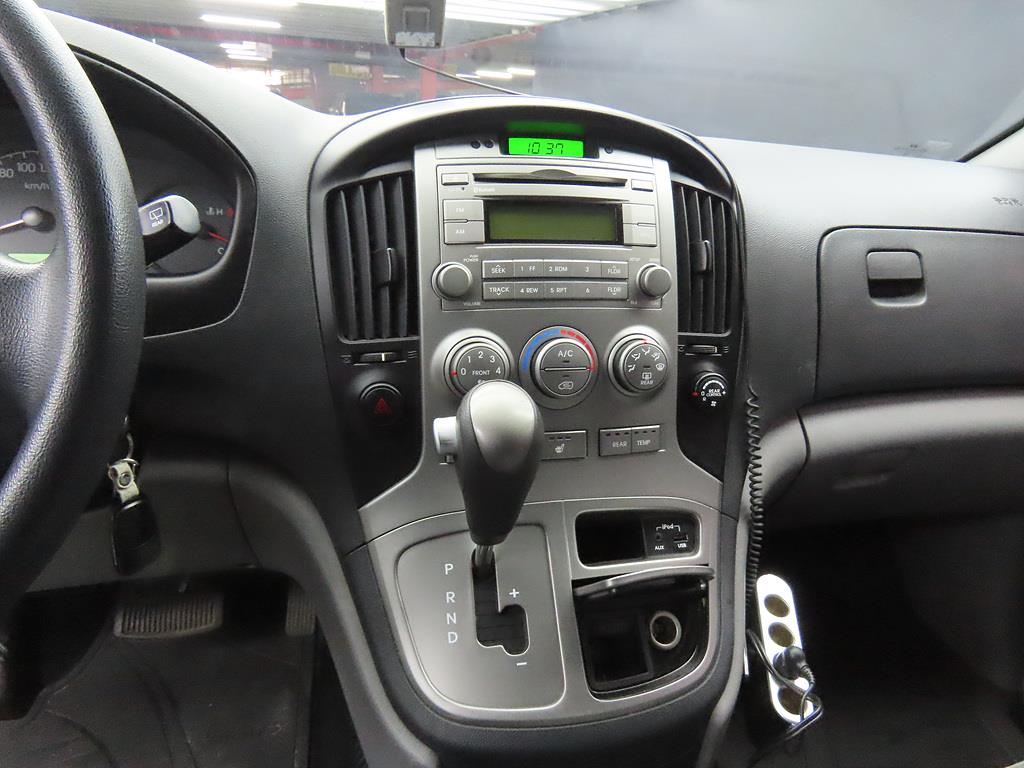 HYUNDAI Starex - Vista 11