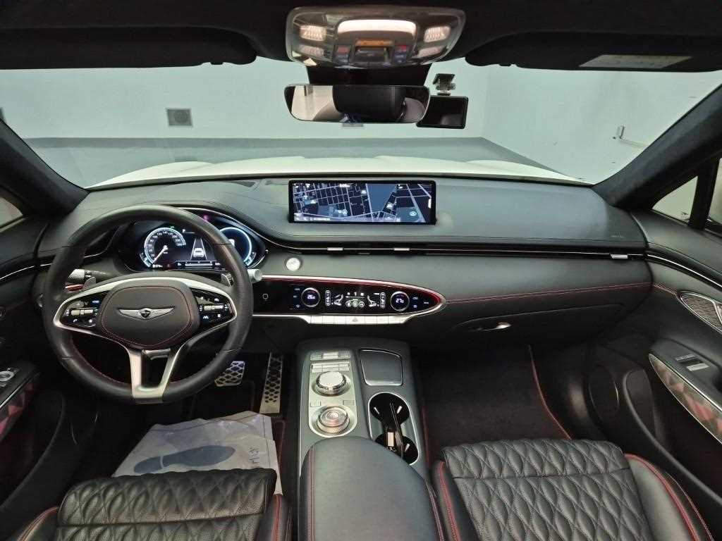 Genesis GV70 - Vista 7