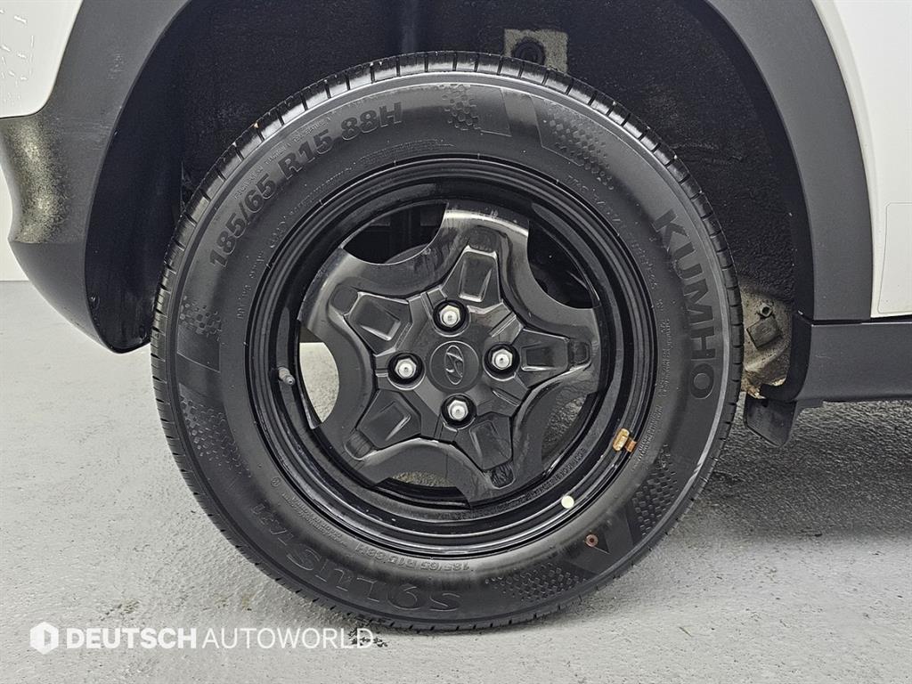 HYUNDAI Casper - Vista 5