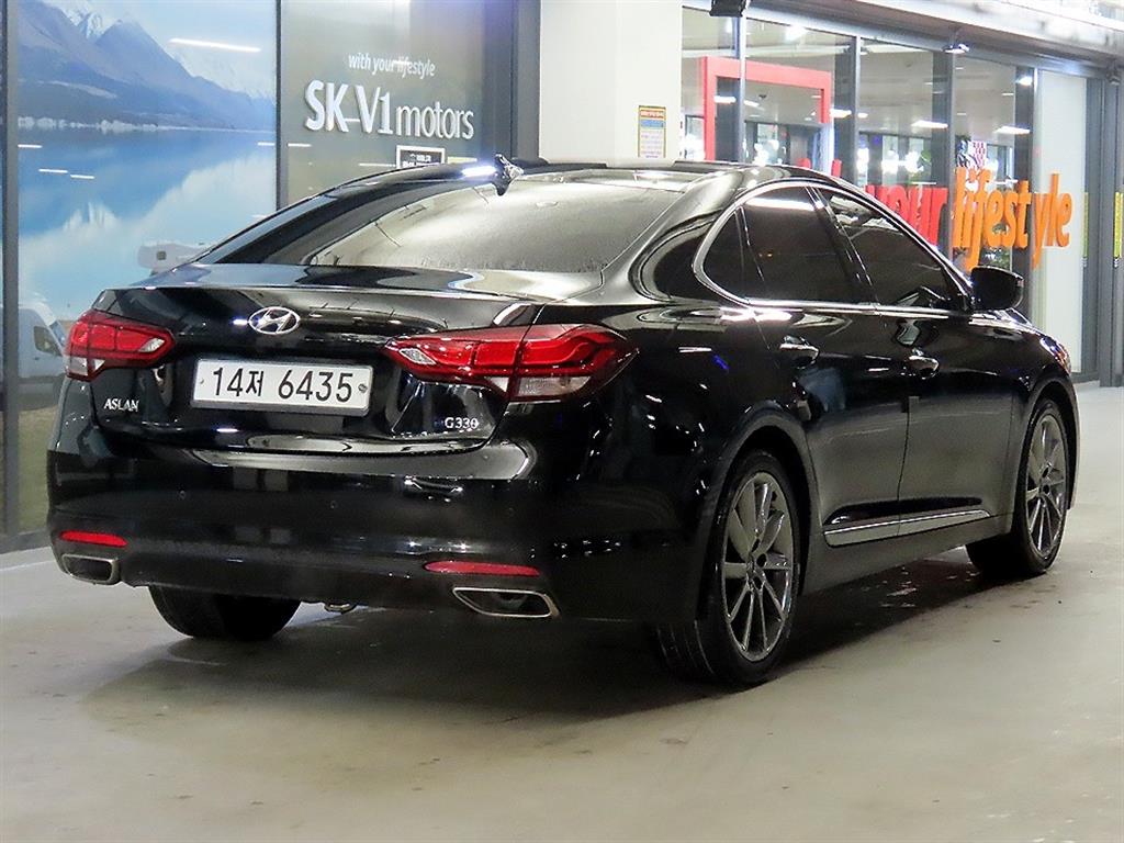 HYUNDAI Aslan - Vista 4