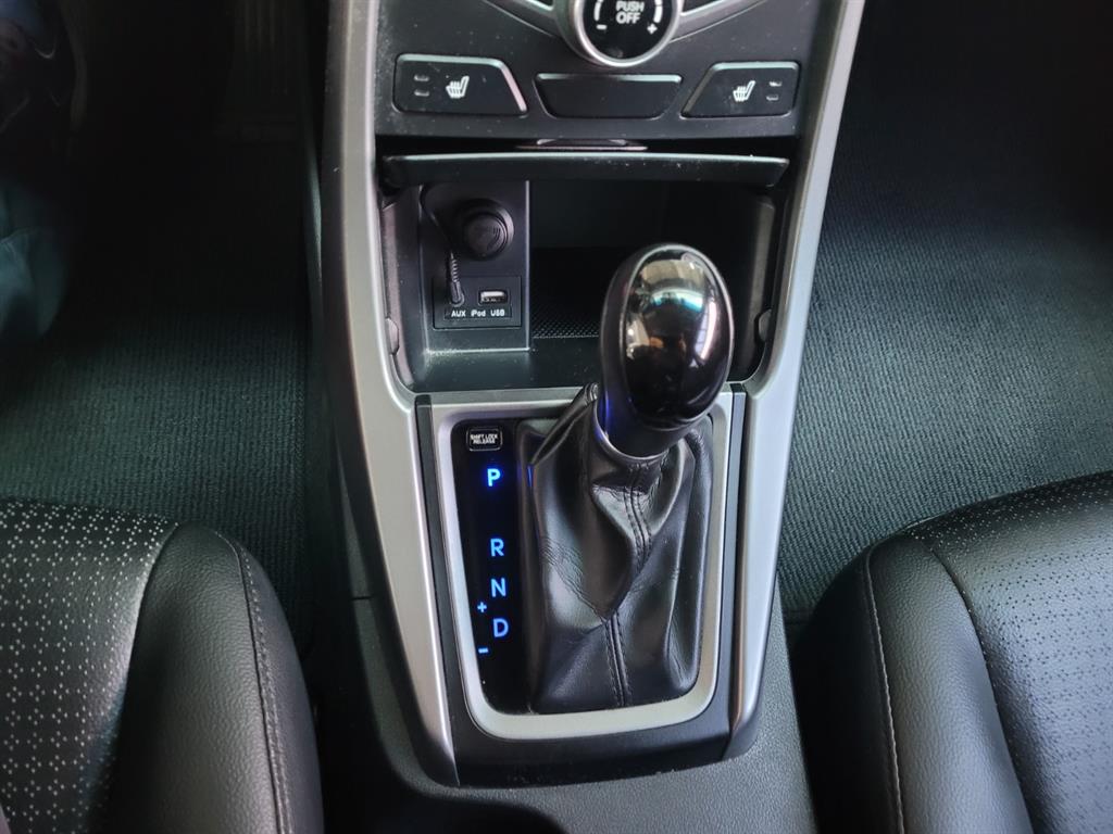 HYUNDAI Avante 2014 Blanco - Importación desde Corea - HF Imports Iquique - Foto 14