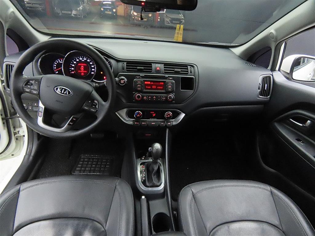 KIA Pride - Vista 7
