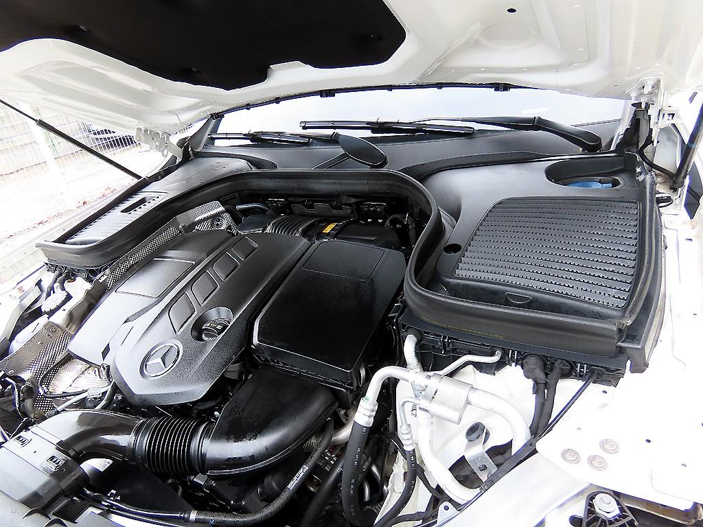 Mercedes Benz GLC Class 2023 Blanco - Importación desde Corea - HF Imports Iquique - Foto 19