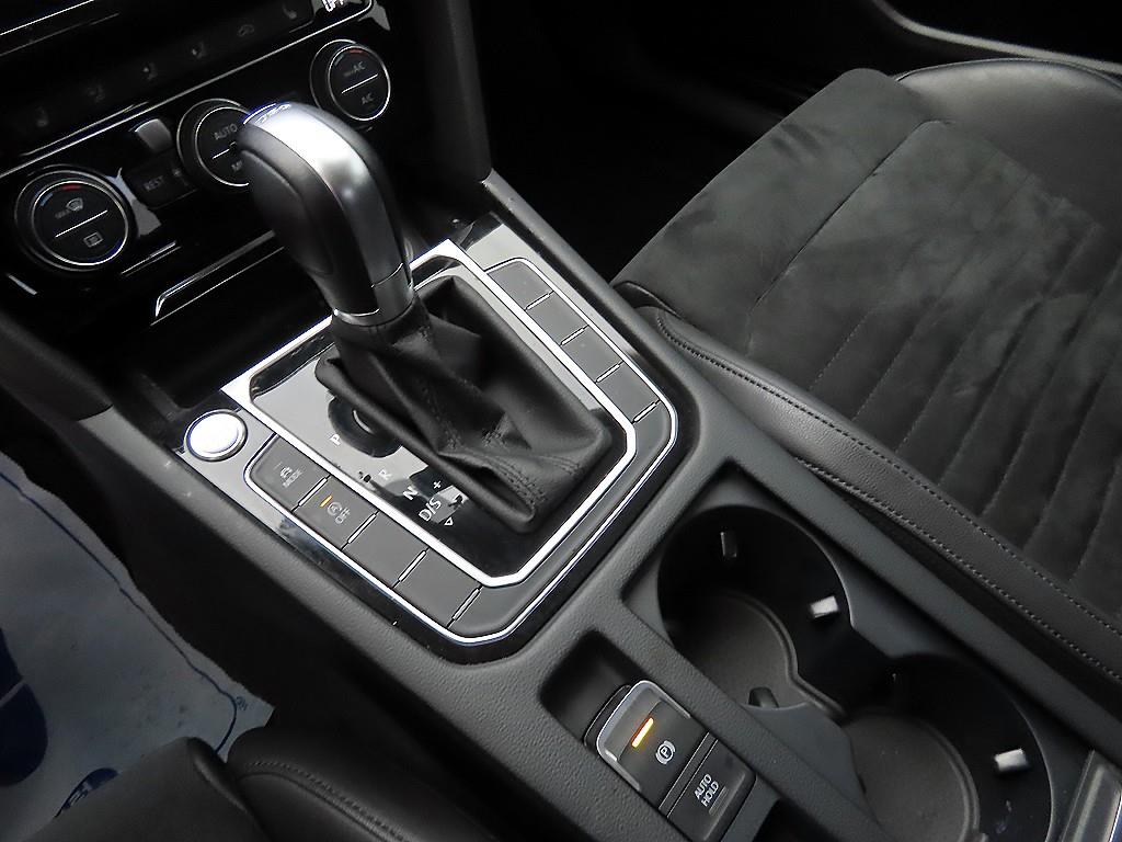 Volkswagen Passat - Vista 10