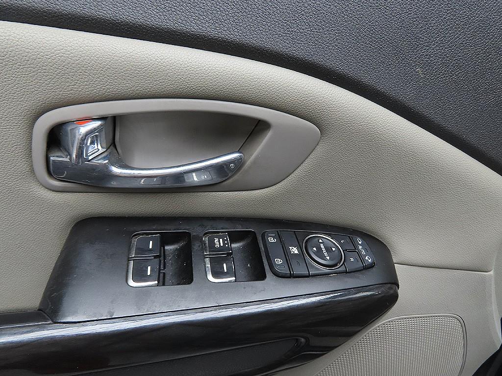 KIA Carnival 2016 Gris - Importación desde Corea - HF Imports Iquique - Foto 10