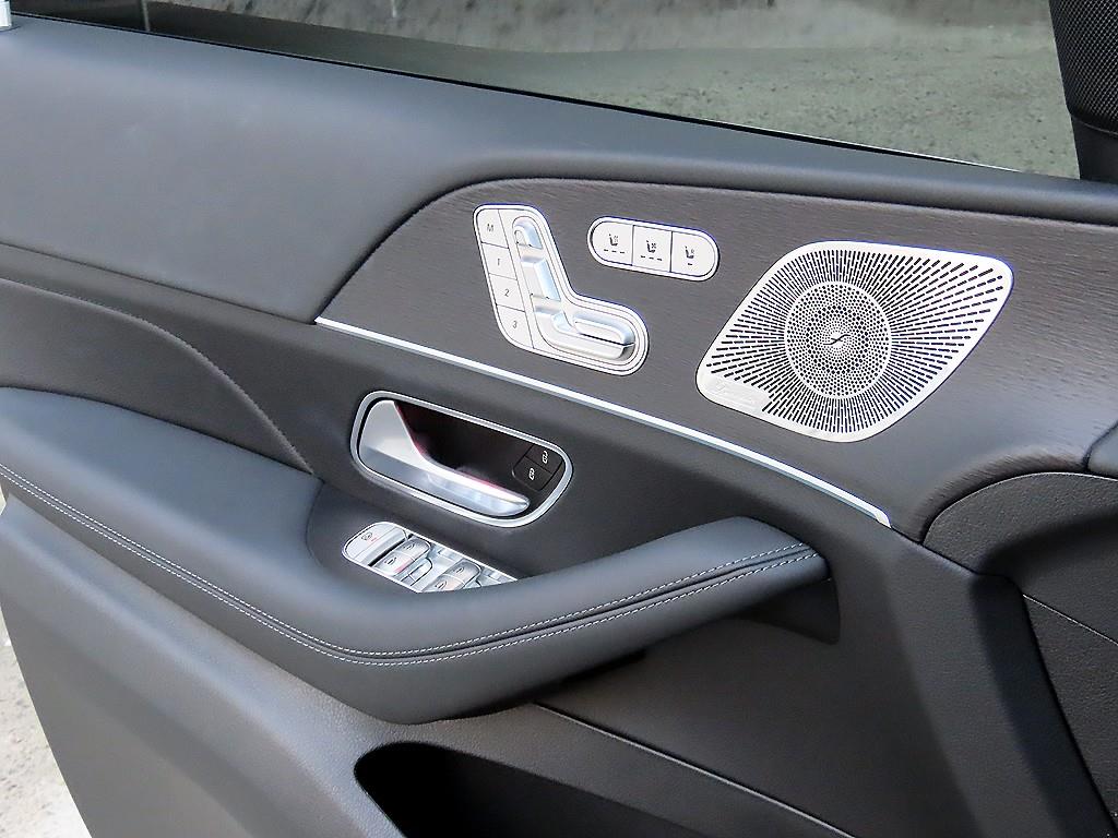 Mercedes Benz GLE Class - Vista 12