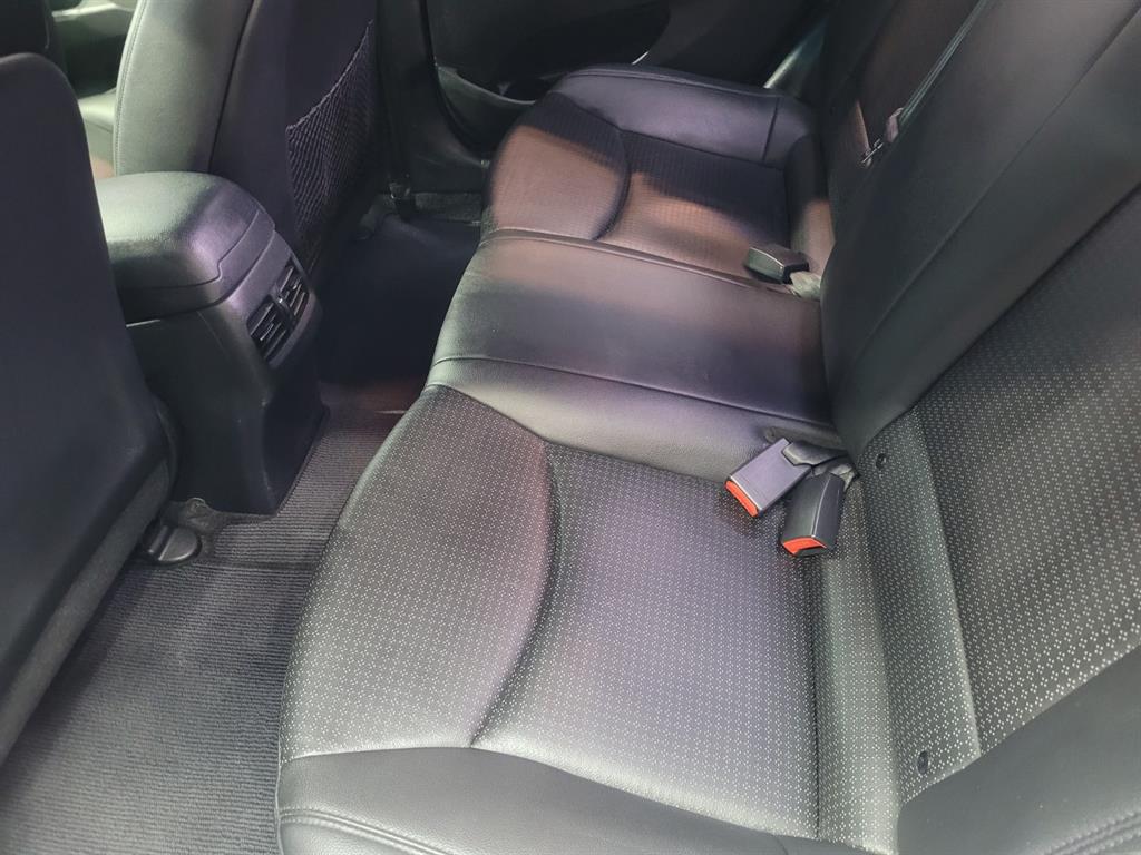 HYUNDAI Avante - Vista 8