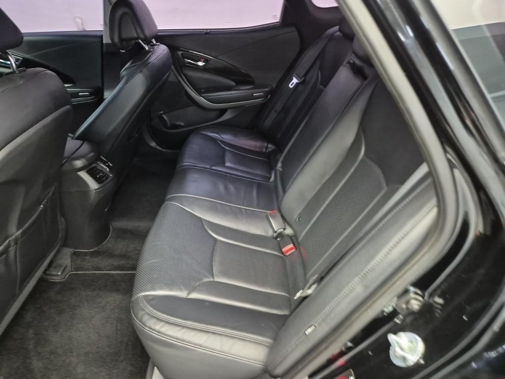 HYUNDAI Grandeur - Vista 12