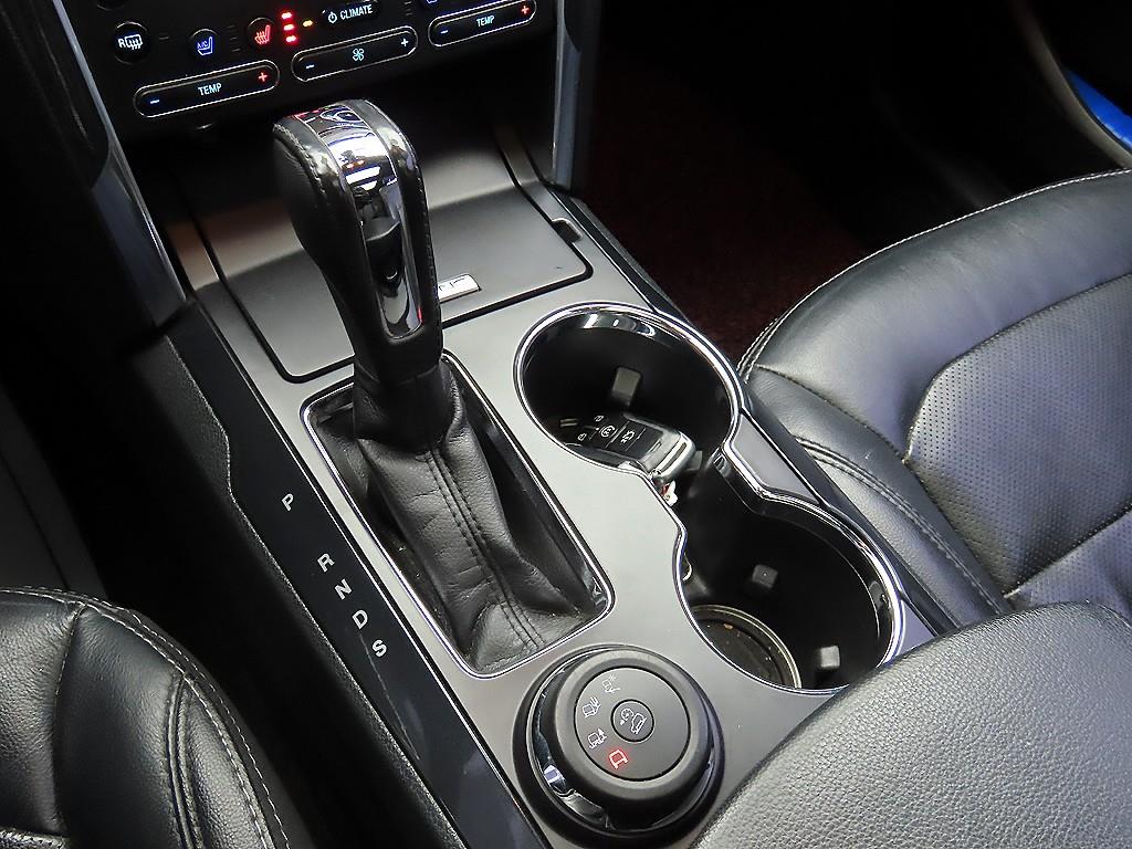 Ford Explorer - Vista 10