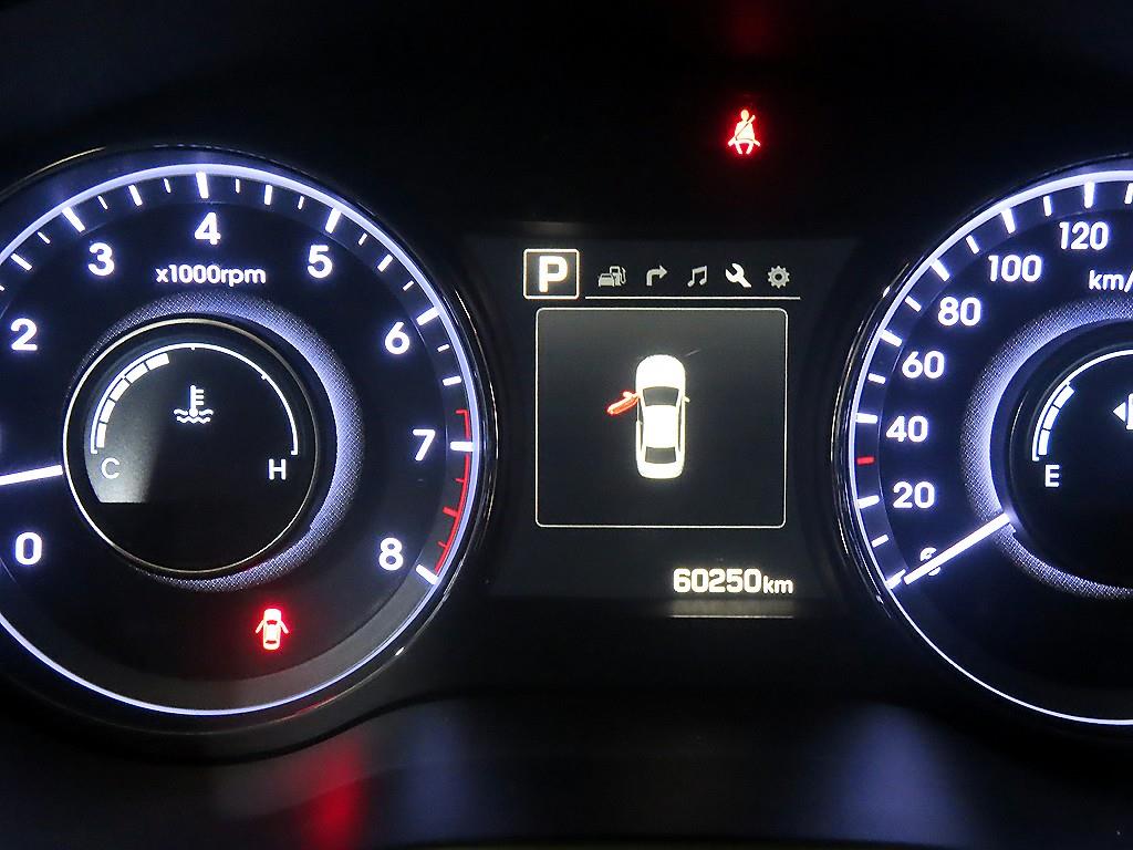 HYUNDAI Aslan - Vista 9