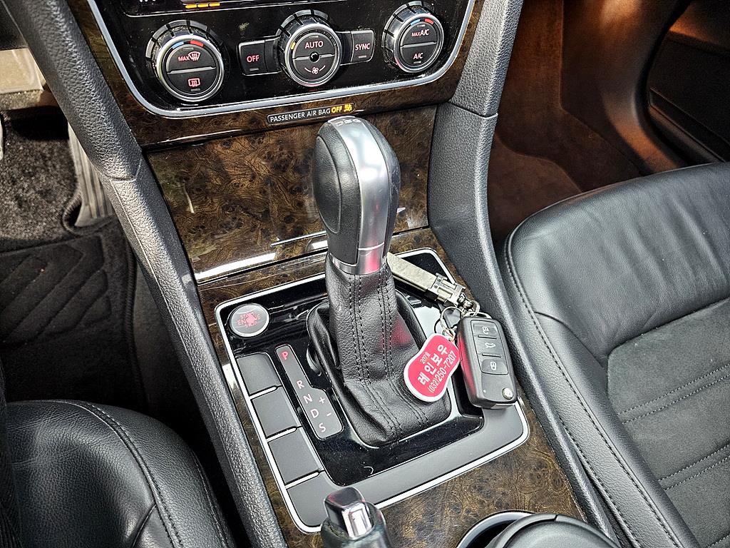 Volkswagen Passat 2015 Blanco - Importación desde Corea - HF Imports Iquique - Foto 14