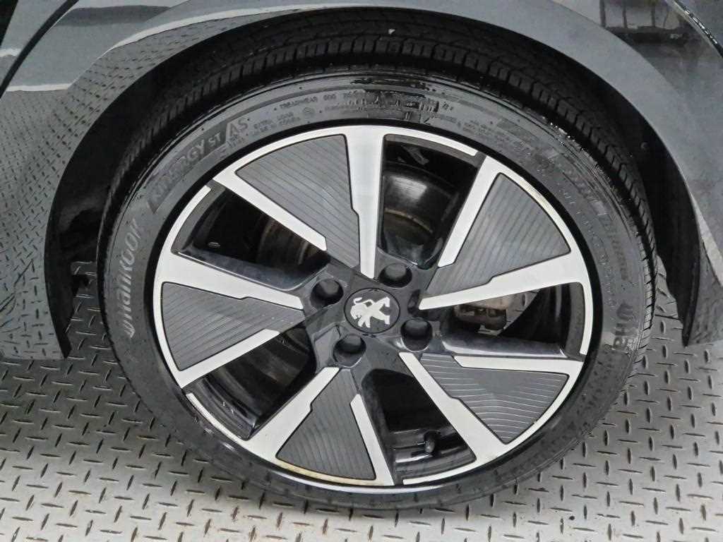 Peugeot 208 2022 Negro - Importación desde Corea - HF Imports Iquique - Foto 20