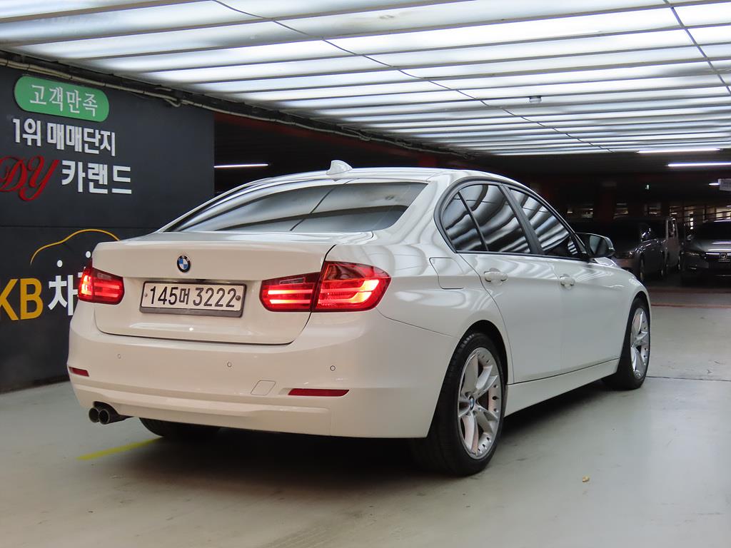 BMW 3 series - Vista 4