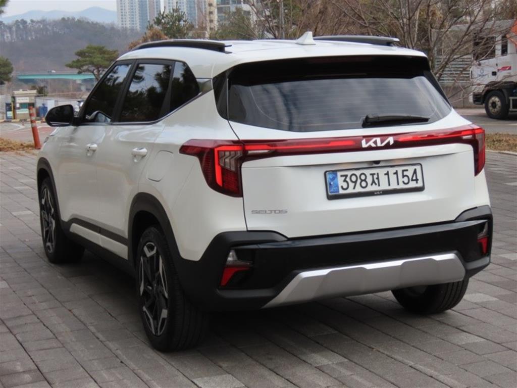 KIA Seltos - Vista 7