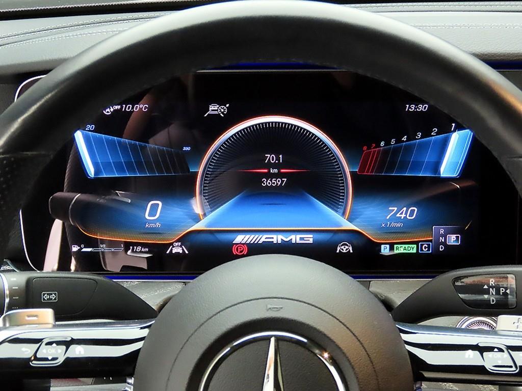 Mercedes Benz E class - Vista 6