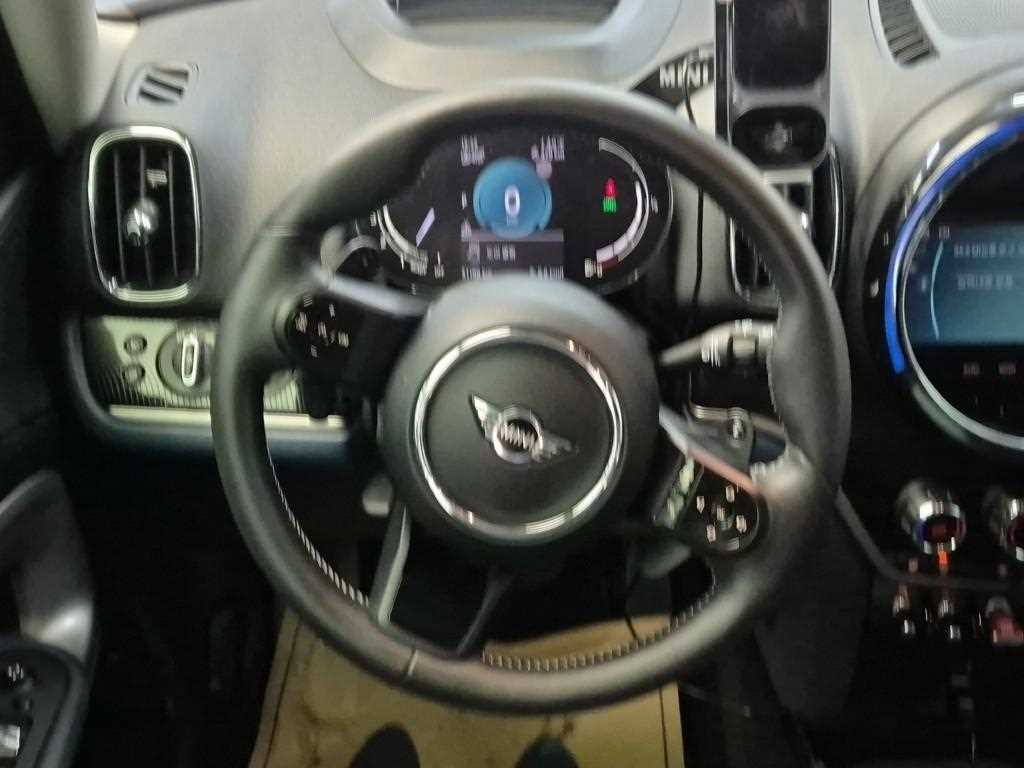 Mini Countryman - Vista 9