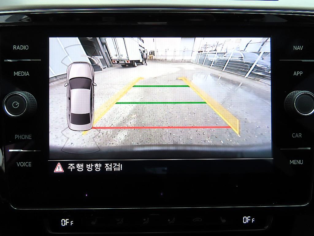 Volkswagen Passat 2018 Café - Importación desde Corea - HF Imports Iquique - Foto 15