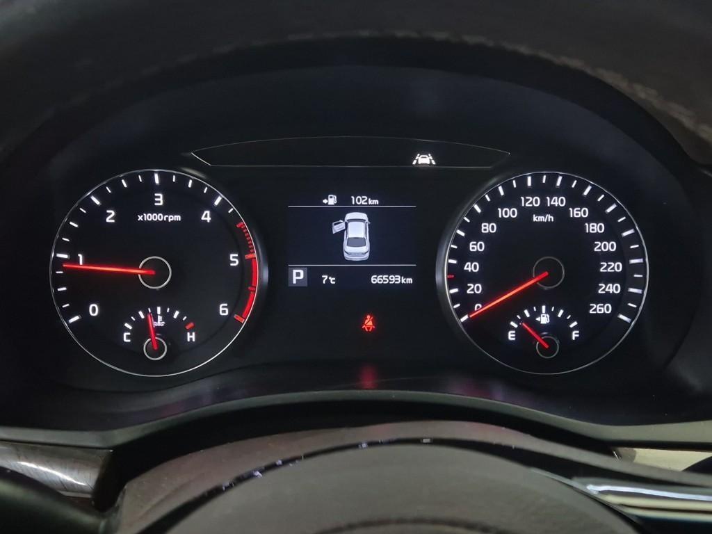 KIA K7 - Vista 6