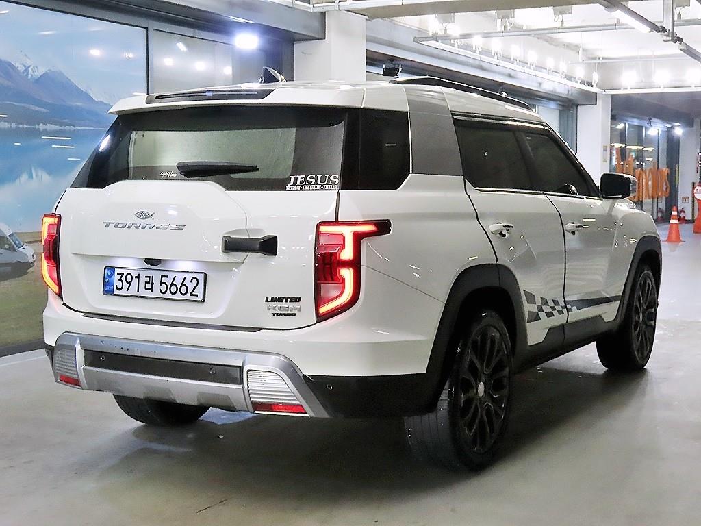 Ssangyong Torres - Vista 4