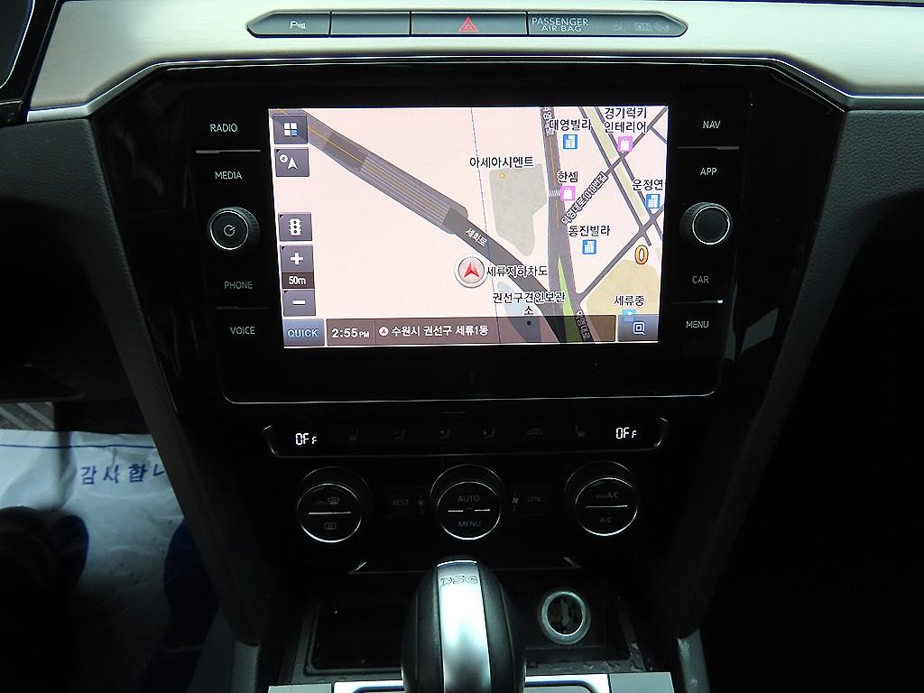 Volkswagen Passat 2018 Café - Importación desde Corea - HF Imports Iquique - Foto 13