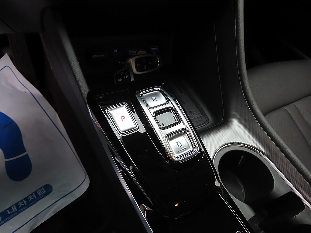 HYUNDAI Sonata - Vista 10