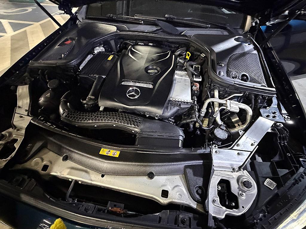 Mercedes Benz E class 2017 Negro - Importación desde Corea - HF Imports Iquique - Foto 19