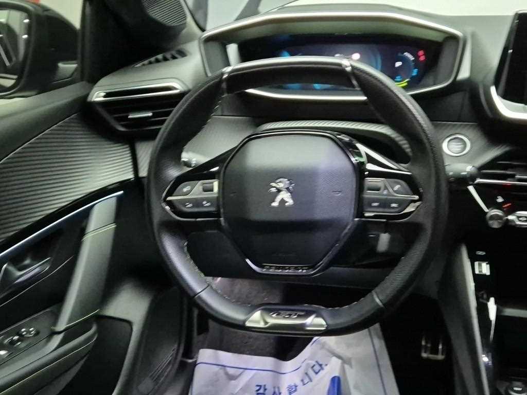 Peugeot 208 - Vista 9