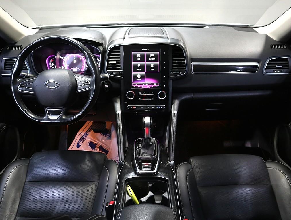 SAMSUNG QM6 - Vista 5