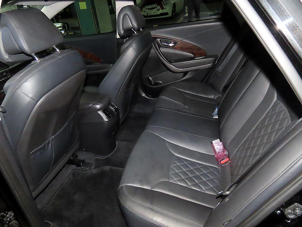 HYUNDAI Aslan - Vista 7