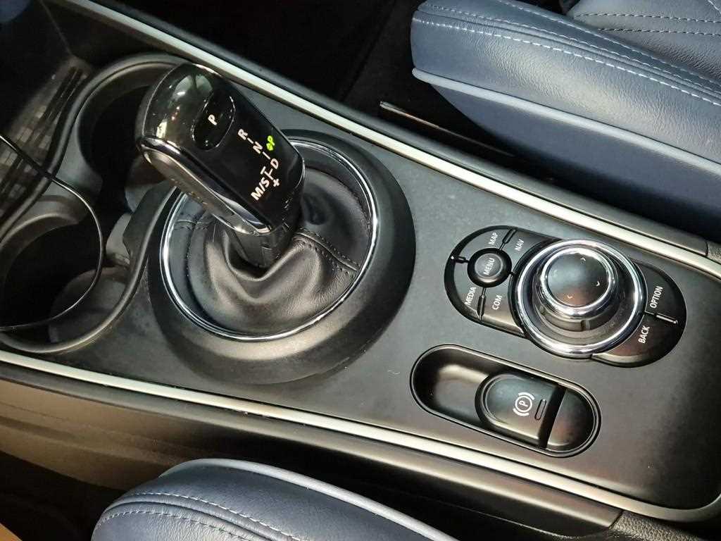 Mini Countryman - Vista 8