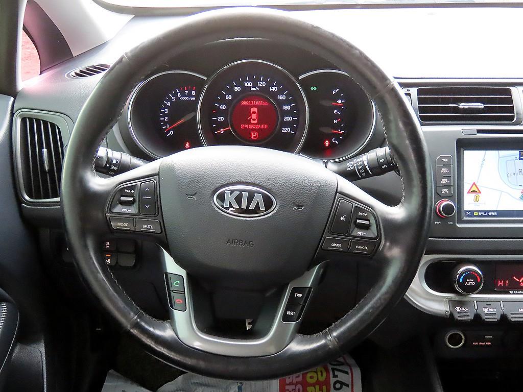 KIA Pride - Vista 7