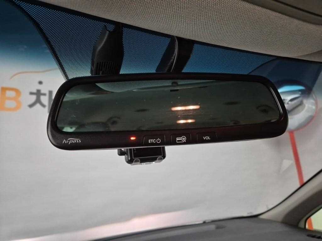 KIA Carnival 2015 Plateado - Importación desde Corea - HF Imports Iquique - Foto 16