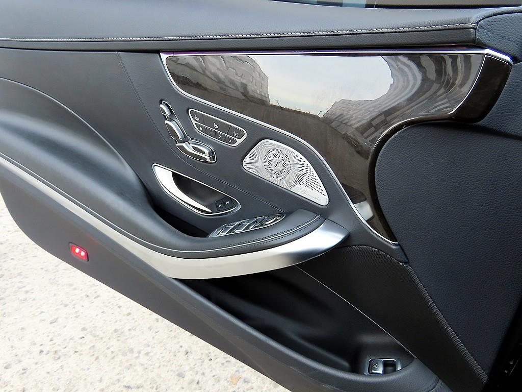 Mercedes Benz S Class - Vista 12