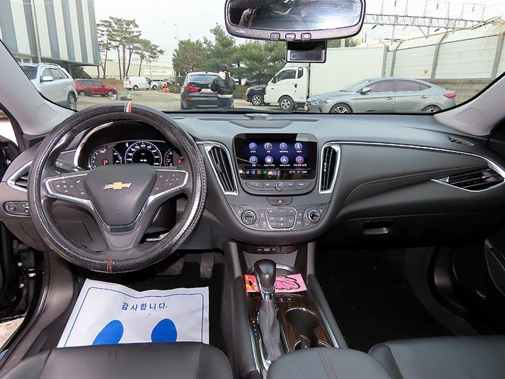 Chevrolet Malibu - Vista 7