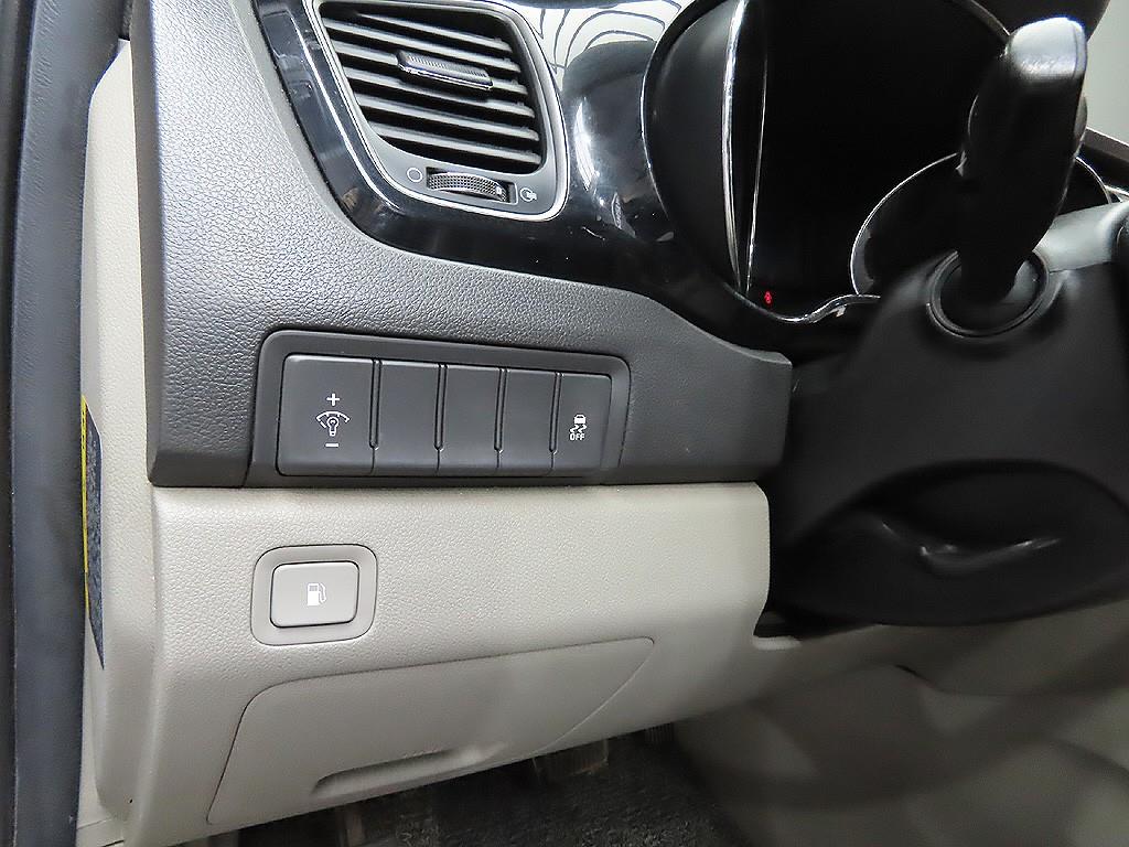 KIA Carnival 2016 Gris - Importación desde Corea - HF Imports Iquique - Foto 11