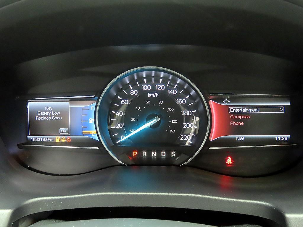 Ford Explorer - Vista 9