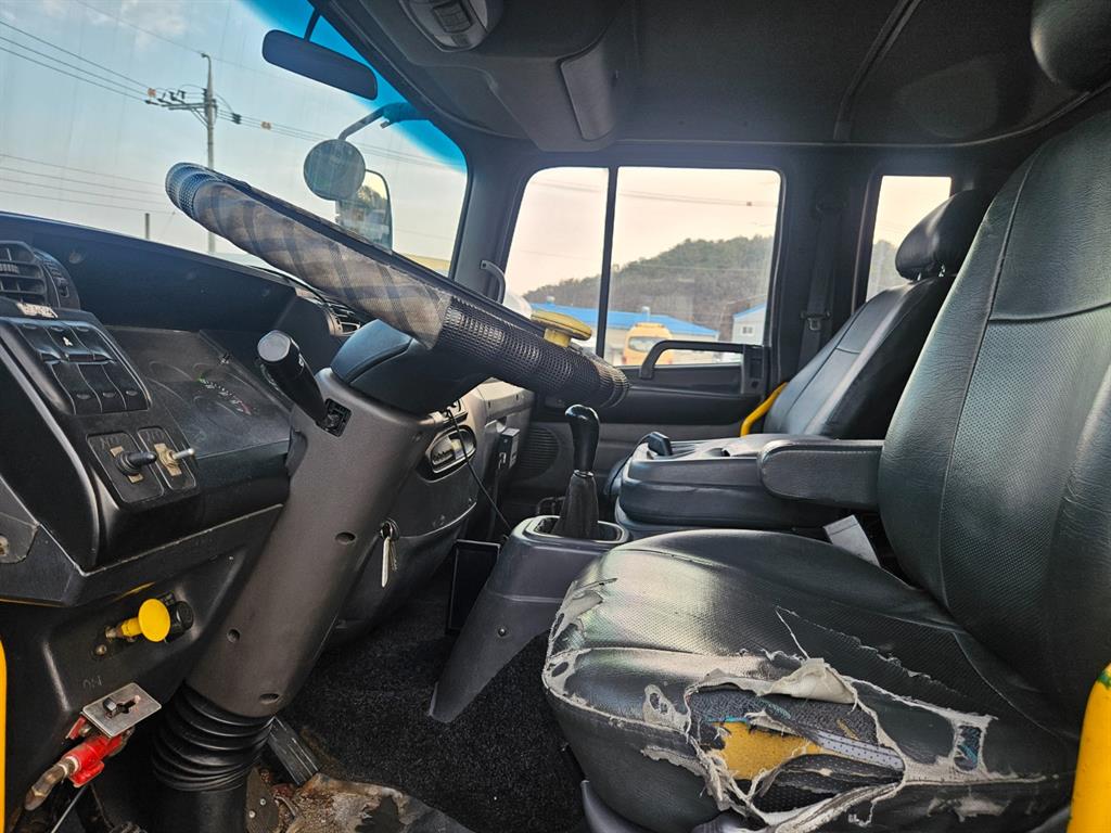 medium and large cargo apChoukJingae - Vista 10