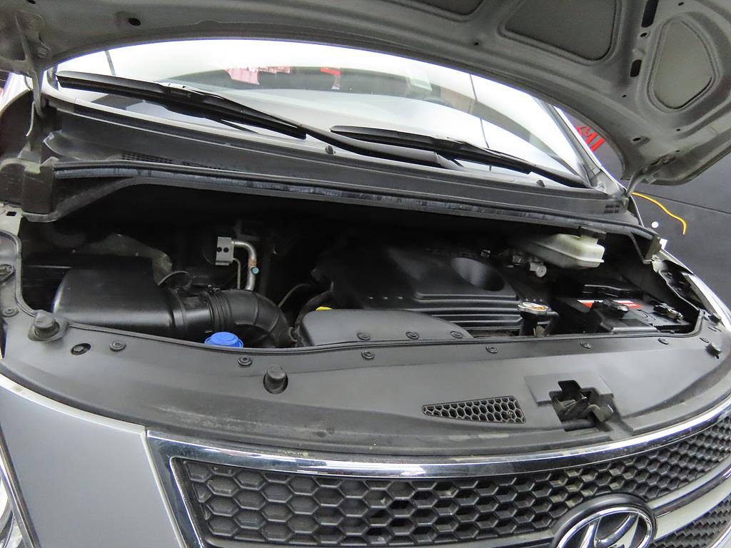 HYUNDAI Starex 2013 Plateado - Importación desde Corea - HF Imports Iquique - Foto 19