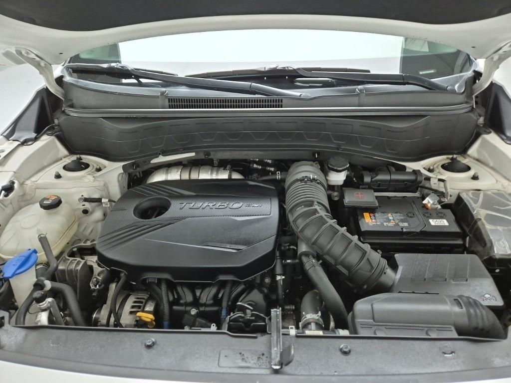 KIA Seltos - Vista 5