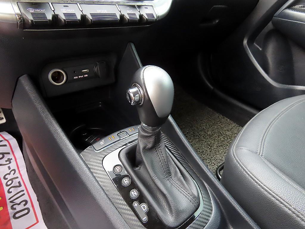 KIA Pride - Vista 11